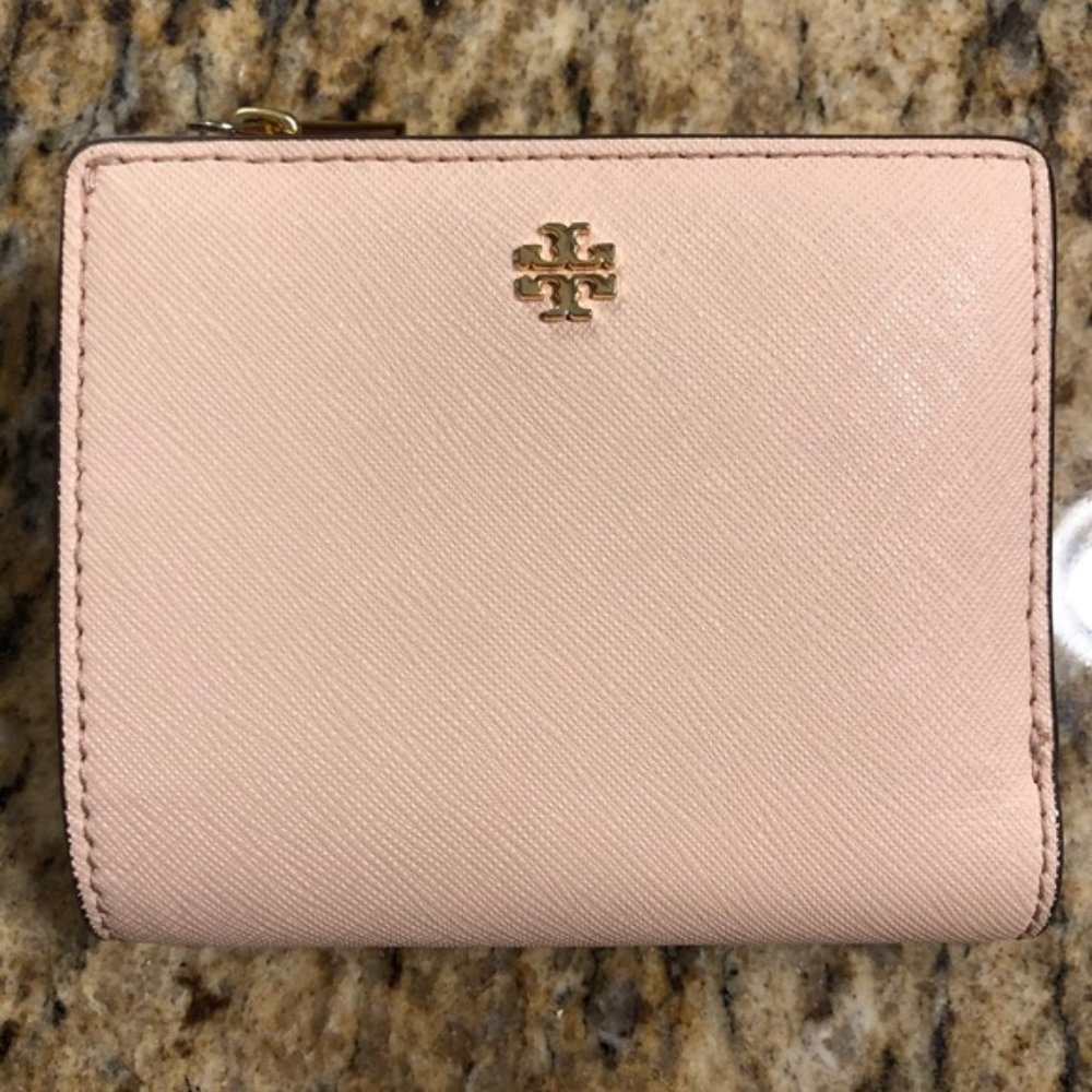 Light pink Tory Burch mini Emerson wallet